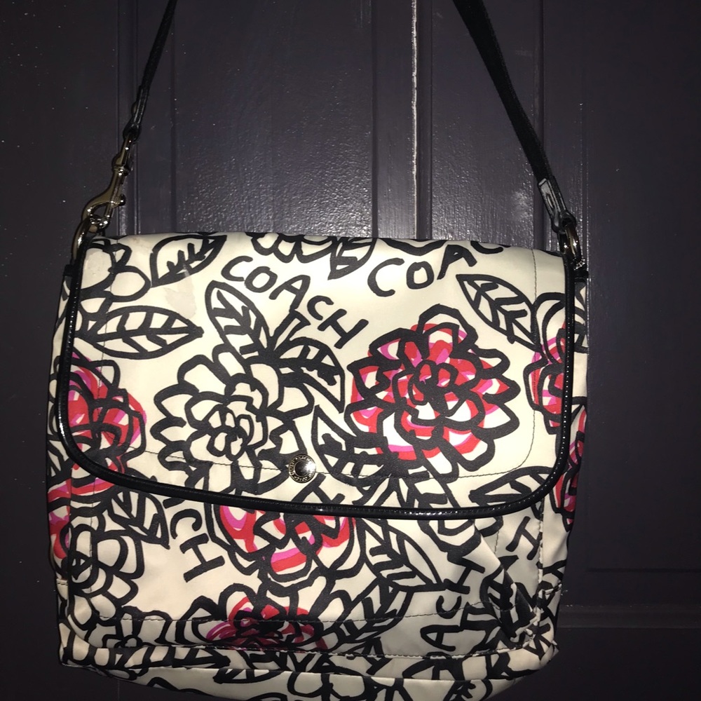 Coach graffiti poppy messenger bag